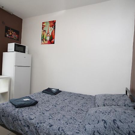 08 - Chambre Proche Paris Et Transports Avec Tv Wifi แซงต์-เดอนี ภายนอก รูปภาพ